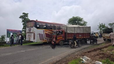 Photo of सापुतारा में हादसे जारी, सिस्टम में क्रेन की कमी, लगातार सापुतार घाट में तीसरा हादसा। 